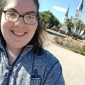 Meet your Posher, Elizabeth